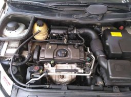 Mobil Peugeot 206 2001 XR terbaik di Jawa Tengah 1