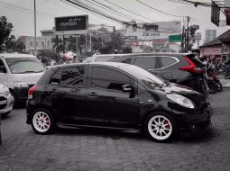 Mobil Toyota Yaris 2009 J terbaik di Lampung 2