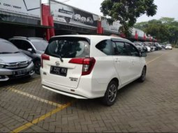 Jual Mobil Daihatsu Sigra R 2017 di DKI Jakarta 4