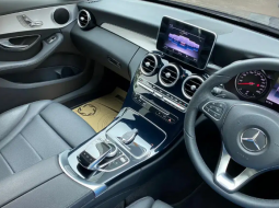 Dijual Cepat Mercedes-Benz C-Class C200 2018 di DKI Jakarta 3