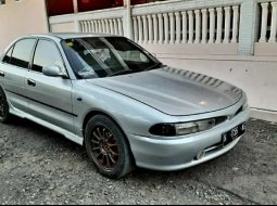 Mobil Mitsubishi Galant 1995 terbaik di Jawa Timur 6