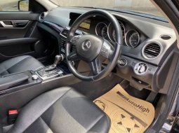 Dijual Cepat Mercedes-Benz C-Class C200 2012 di DKI Jakarta 2