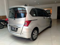 Jual Mobil Honda Freed PSD 2013 di Jawa Barat 3