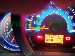 Dijual Honda Mobilio RS CKD 1.5L i-VTEC AT/CVT 2015, Jawa Timur 2