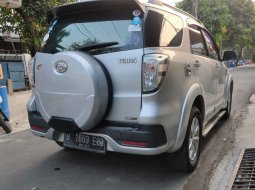 Jual Mobil Daihatsu Terios R METIC 2016 Nego, DKI Jakarta 4