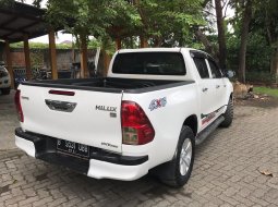 Dijual Mobil Bekas Toyota Hilux G D-4D 4x4 2016 di Sumatra Utara 3