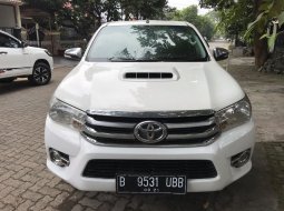 Dijual Mobil Bekas Toyota Hilux G D-4D 4x4 2016 di Sumatra Utara 2
