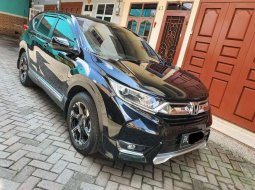 Sumatra Utara, Honda CR-V Turbo 2017 kondisi terawat 3