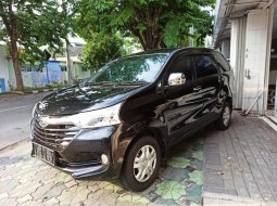 Jual Mobil Bekas Daihatsu Xenia R Manual 2016 di Jawa Timur 6