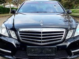 Dijual Cepat Mercedes-Benz E-Class 250 2012 di Tangerang Selatan 9