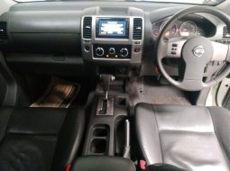 Dijual Mobil Nissan Navara Sports Version 4x4 2013 di DI Yogyakarta 4