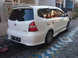 Dijual mobil bekas Nissan Grand Livina Highway Star, Jawa Timur  7