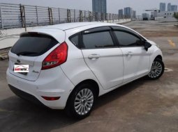 Dijual Mobil Ford Fiesta Trend 2012 di DKI Jakarta 4