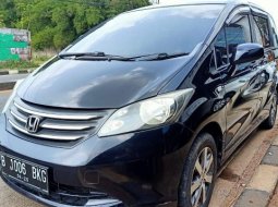 Jual Mobil Bekas Honda Freed E PSD 2010 di Bogor 8