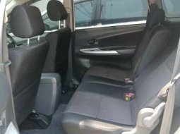 Dijual Mobil Toyota Avanza Veloz 2014  Terawat di Bekasi 4