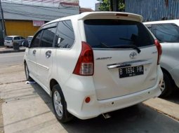 Dijual Mobil Toyota Avanza Veloz 2014  Terawat di Bekasi 2