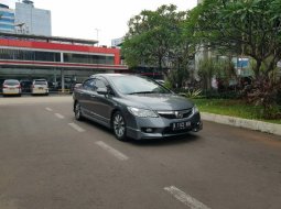 Jual Mobil Honda Civic 1.8 L FD1 2010 AT Grey Facelift, DKI Jakarta 6