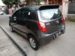 Jual mobil Toyota Agya E AT  2017 Terawat di Jawa Barat  6