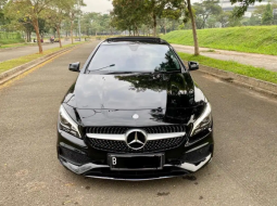Jual Mobil Bekas Mercedes-Benz CLA 200 2017 di Tangerang 2