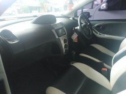 Jual Mobil Toyota Yaris E 2012 Bekasi 4