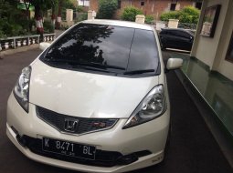 Jual Cepat Honda Jazz RS 2011 Manual di Jawa Tengah 6