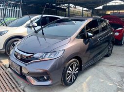 Jual Mobil Bekas Honda Jazz RS CVT 2019 di Tangerang 2