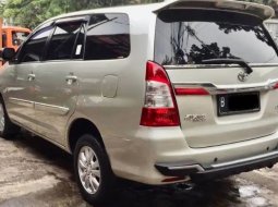 Jual Mobil Bekas Toyota Kijang Innova 2.5 G 2014 di DKI Jakarta 4