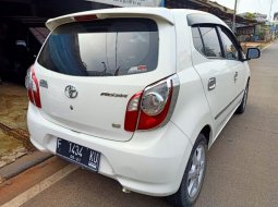 Dijual Mobil Bekas Toyota Agya G 2014 di Bogor 2
