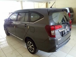 Dijual Cepat Daihatsu Sigra R 2017 di DKI Jakarta 3