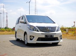 Jual Mobil Toyota Alphard SC 2.4 AT Putih Surabaya, Jawa Timur 6