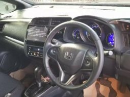 Dijual Mobil Bekas Honda Jazz RS 2018 di Depok 5