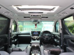 Dijual Mobil Bekas Toyota Vellfire 2.4 G 2015 di DKI Jakarta 5