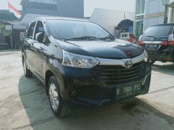 Dijual Cepat Toyota Avanza E 2016 Hitam di Bekasi 8