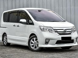 Jual Cepat Nissan Serena Highway Star 2015 di Depok 1