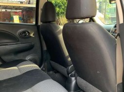 Dijual mobil bekas Nissan March 1.2 Manual, Jawa Tengah  13