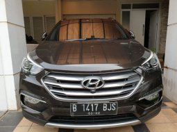 Jual Mobil Hyundai Santa Fe Limited Edition solar 2017 Bekasi 4