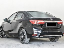 Jual Mobil Toyota Corolla Altis V 2016 di Depok 4