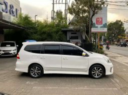 Jawa Timur, Nissan Grand Livina Highway Star 2017 kondisi terawat 10