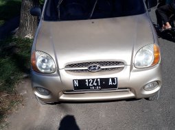 Dijual Mobil Bekas Hyundai Atoz GLS 2002 di Jawa Timur 2