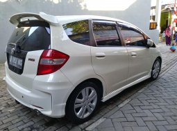 Dijual Mobil Bekas Honda Jazz RS 2011 di Tangerang 8