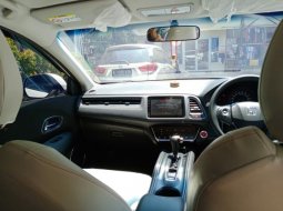 Jual Mobil Honda HR-V E CVT 2019 di Bekasi 4