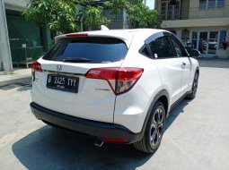 Jual Mobil Honda HR-V E CVT 2019 di Bekasi 5