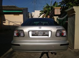 Dijual Mobil Bekas Honda Civic 1.5 Manual 1996 di DI Yogyakarta 4