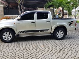 Jual mobil Toyota Hilux D Cab 2012 , Kab Tulungagung, Jawa Timur 3