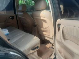 Dijual Mobil Bekas Mercedes-Benz M-Class ML 320 2001 di DKI Jakarta 1