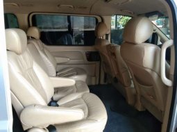 Dijual mobil bekas Hyundai H-1 2.5 CRDi, Jawa Barat  7