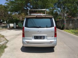 Dijual mobil bekas Hyundai H-1 2.5 CRDi, Jawa Barat  6