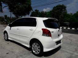 Jual cepat Toyota Yaris S Limited 2010 di DI Yogyakarta  4