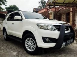 Jual Mobil Bekas Toyota Fortuner G 2015 di Tangerang 3