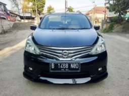 Dijual Mobil Nissan Grand Livina Highway Star 2014 di Tangerang 2